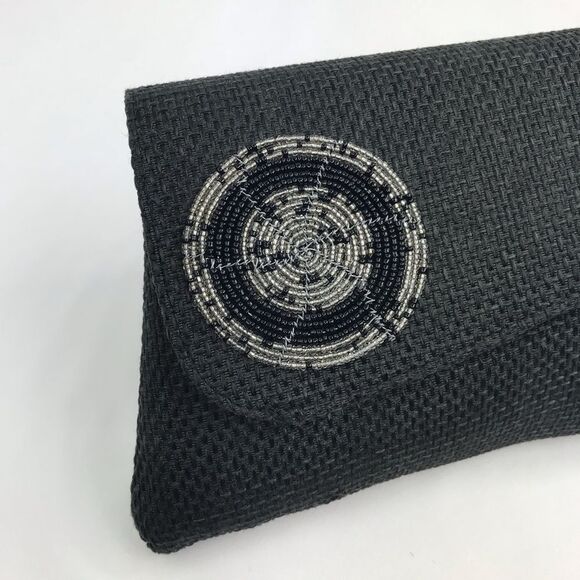Boutique Black Burlap and Bead Medallion Summer Envelope Clutch Bag - Picture 4 of 13